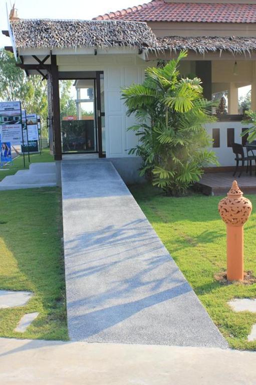 Garden Hills Villa Resort Cha-Am Ngoại thất bức ảnh