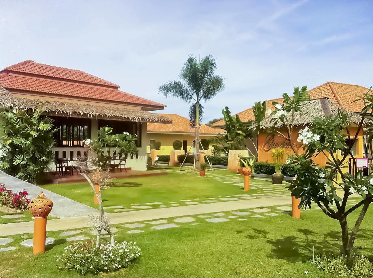 Garden Hills Villa Resort Cha-Am Ngoại thất bức ảnh
